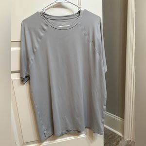 Alo athletic workout shirt.